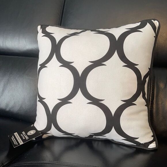NEW. Millano Collection Decorative Pillow - Picture 1 of 1